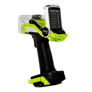 XL5-Left-wScreen.jpg-650-2